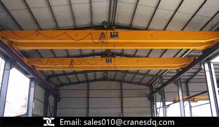 Overhead travelling for sale Pakistan