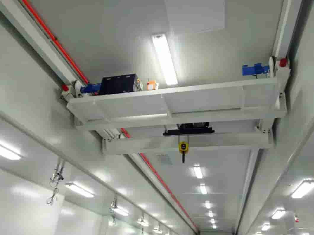 Clean-Room-Overhead-Crane-Used-in-Dust-Proof-Environment