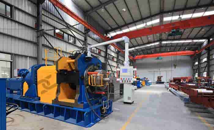 crane machine-manufacturing-plant