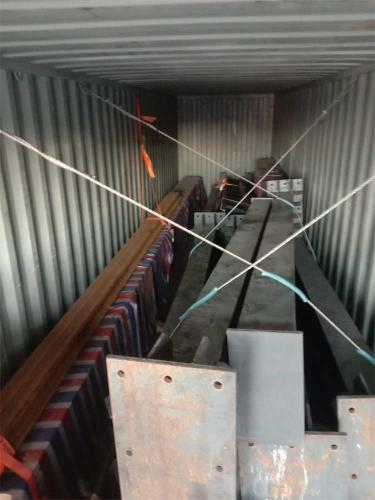 Fixing-details-of-overhead-crane-in-container-8