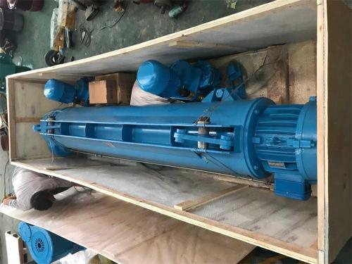 5-tons-of-wire-rope-electric-hoist-in-packing-2