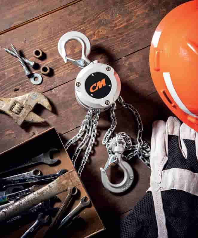 The CM Hurricane Mini 360° degree is small and omnidirectional