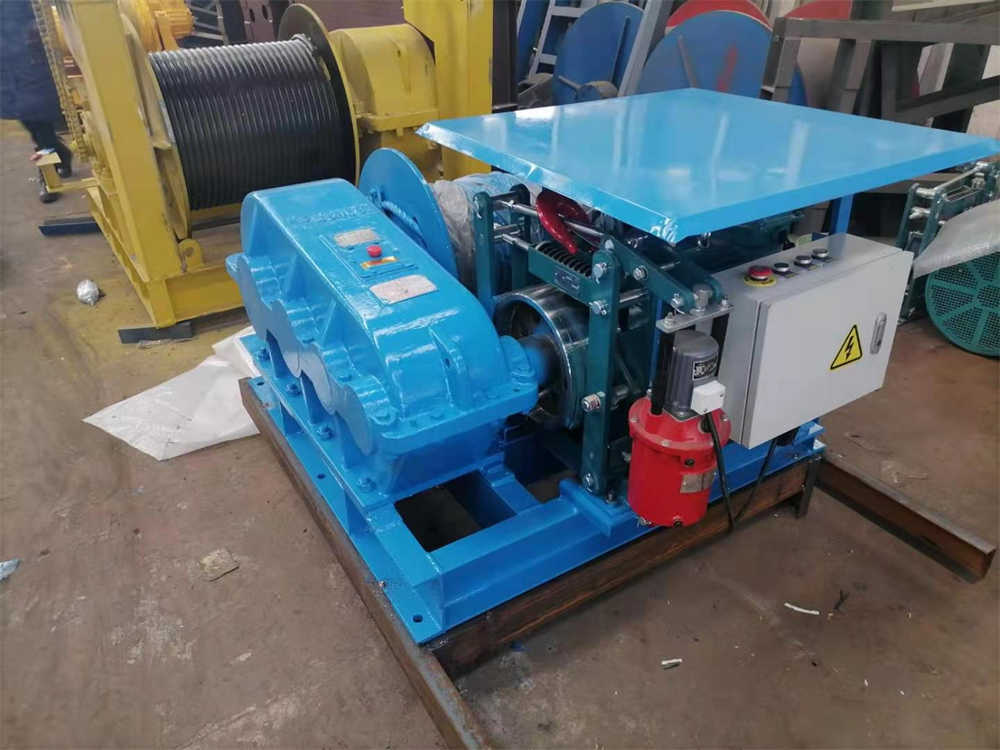 5 ton winches in crane factory