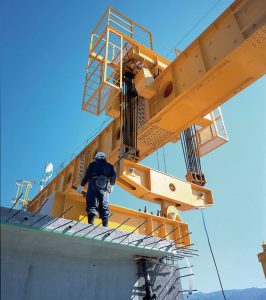 overhead cranes are used in construction