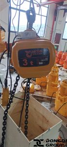Fixed electric chain hoist