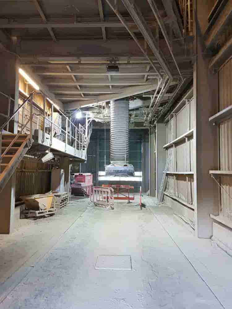 install bespoke winch for building products firm