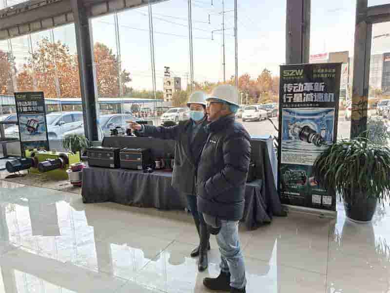 Mongolian customers visited Dongqi Crane Factory