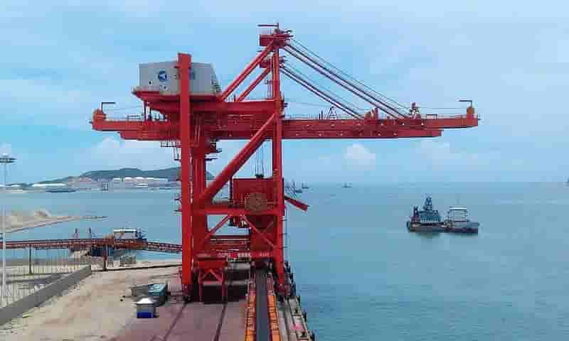 High Quality Sts Terminal Container Crane for Port Industry