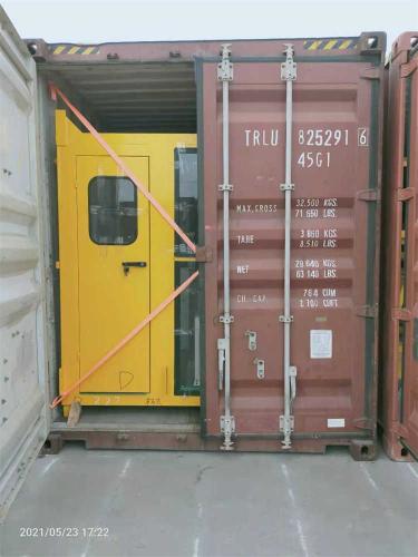 Overhead-crane-cab-reinforced-inside-container-4