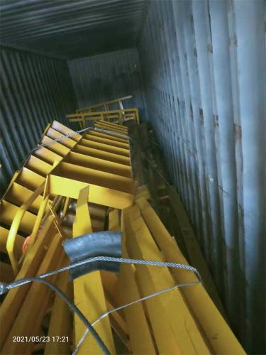 Spare-parts-for-overhead-cranes-are-reinforced-in-containers-8