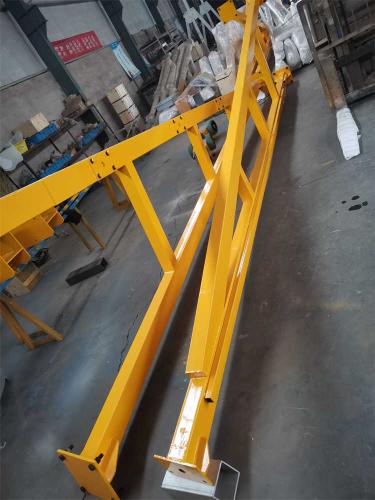 5-tons-of-portable-gantry-crane-outriggers-1