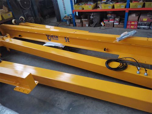 5-tons-of-portable-gantry-crane-outriggers-3
