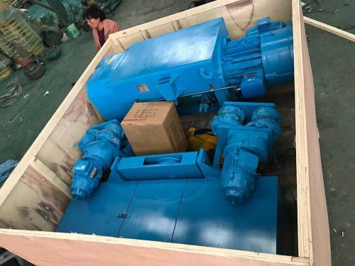 25-tons-of-electric-wire-rope-hoist-in-packing